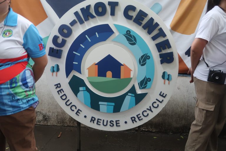 Visit to the Eco-Ikot Centre and Smokey Mountain, Manila, Philippines